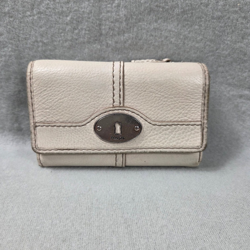 Fossil Trifold Wallet Womens OS Cream Fair Leather Keyhole Logo Zip Pocket